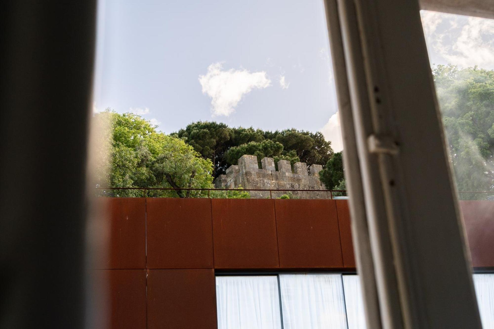 Group-Friendly 4Br Lisbon Duplex Castle View Apartamento