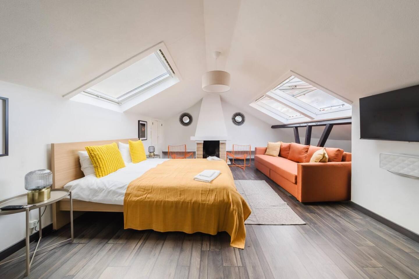 Apartamento Group-Friendly 4Br Lisbon Duplex Castle View *