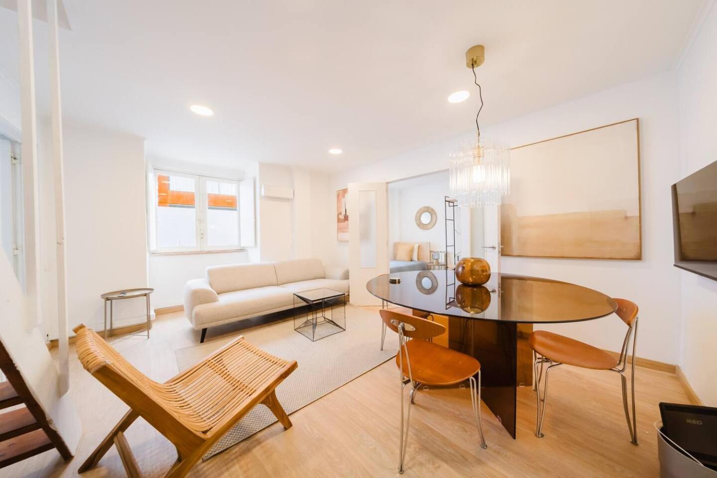 Group-Friendly 4Br Lisbon Duplex Castle View Apartamento *