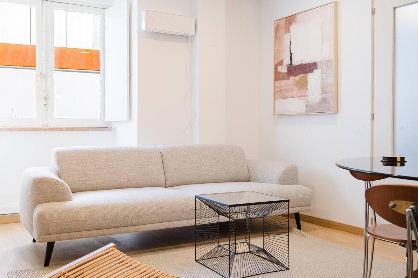 Group-Friendly 4Br Lisbon Duplex Castle View Apartamento *