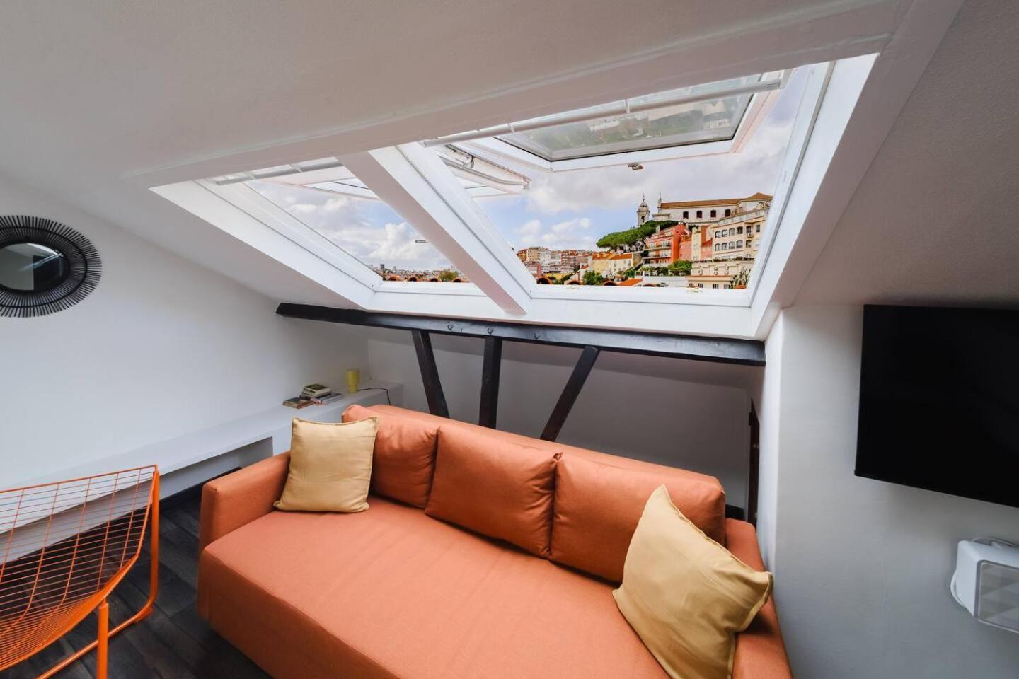 Group-Friendly 4Br Lisbon Duplex Castle View Apartamento *
